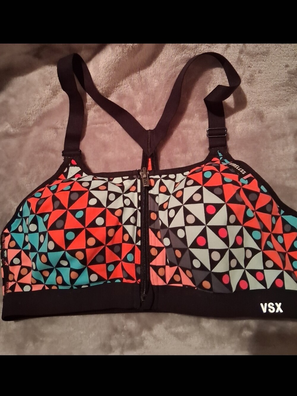 VSX Nwot Sports Bra With Front Zipper & Inside Bra Sz. 34B